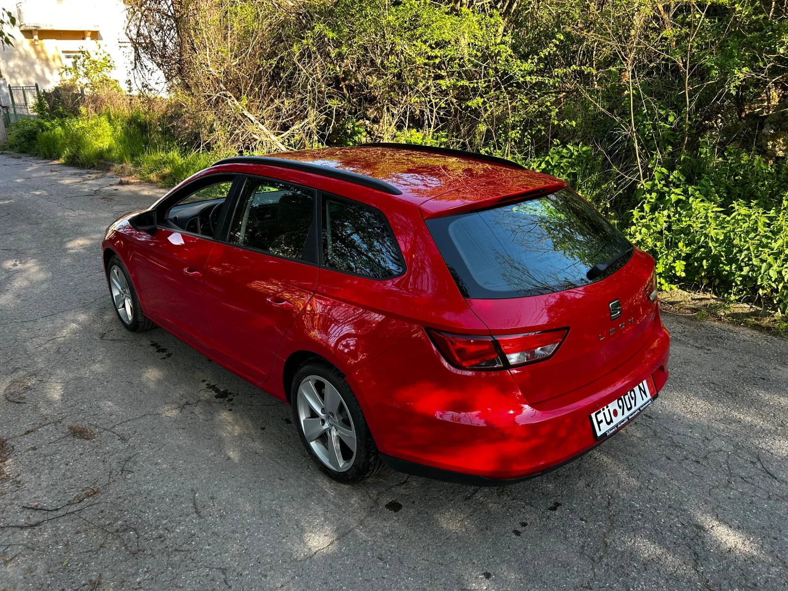 Seat Leon 1.6TDI - изображение 10