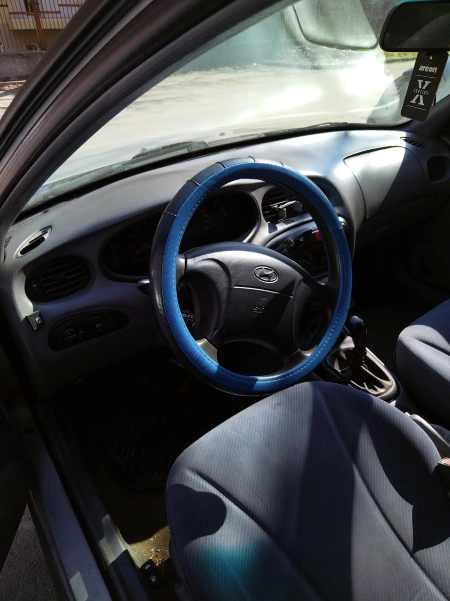 Hyundai Lantra 1.5 - изображение 2