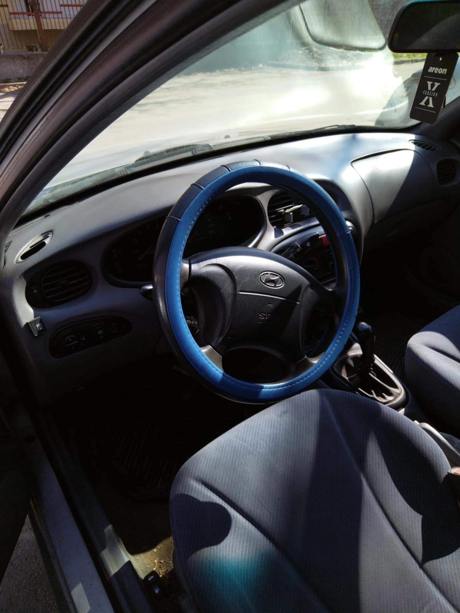 Hyundai Lantra 1.5 - изображение 8