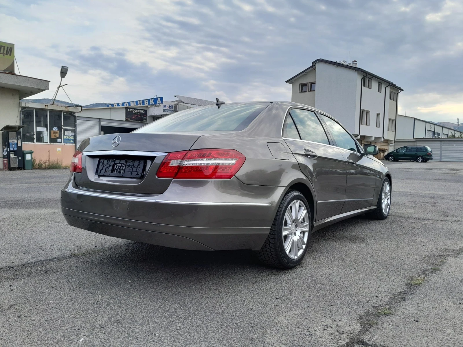 Mercedes-Benz E 220 BARTER - изображение 4