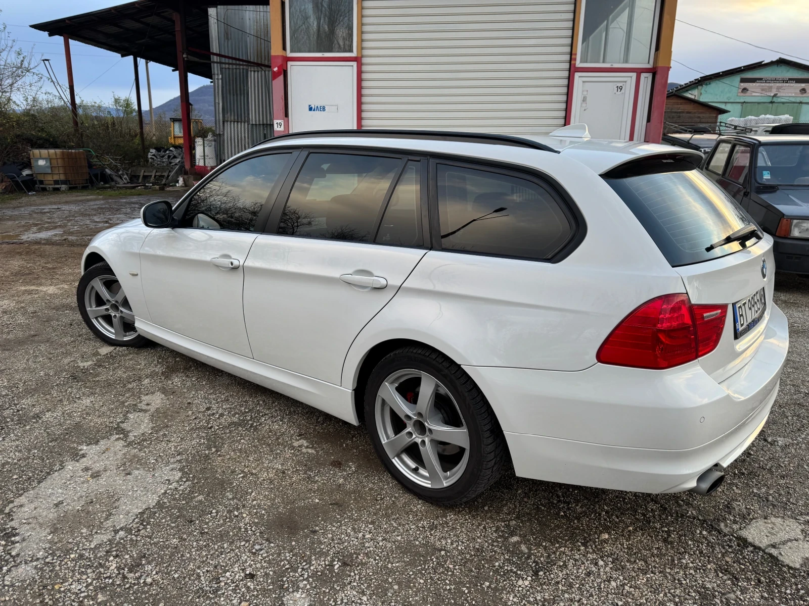 BMW 320 xDrive | Mobile.bg � ����������� 13