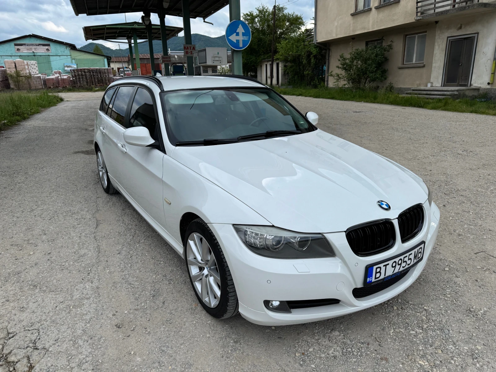 BMW 320 xDrive | Mobile.bg — изображение 2