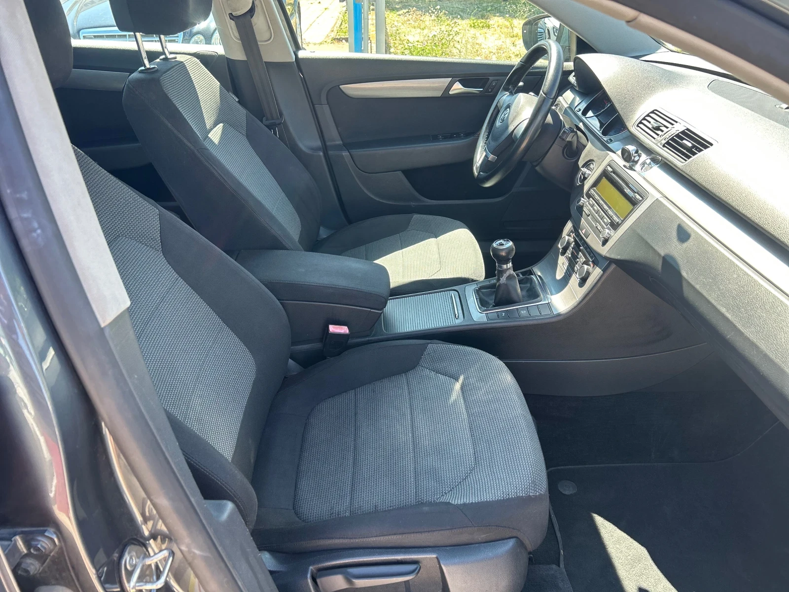 VW Passat TDI | Mobile.bg   12