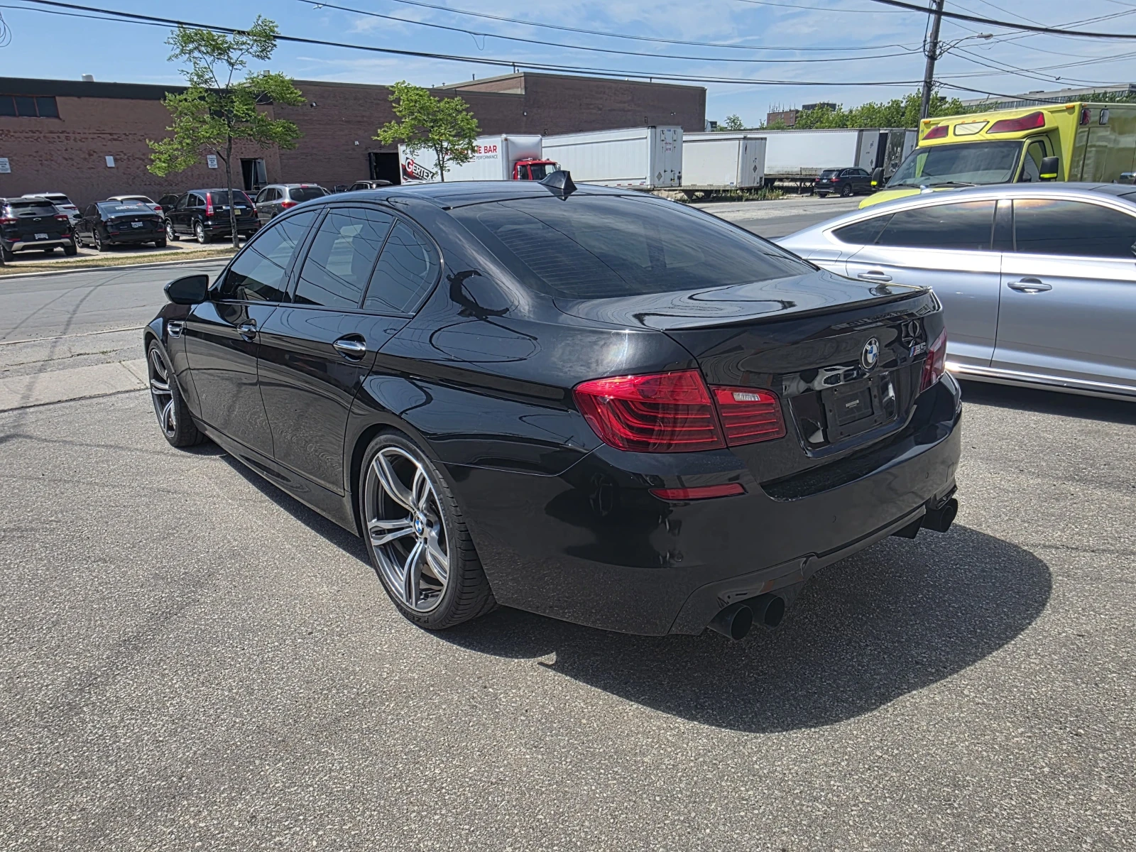 BMW M5 RWD* HEAD-UP* 360CAM* АвтоКредит(ЦЕНА ДО БГ) - изображение 5