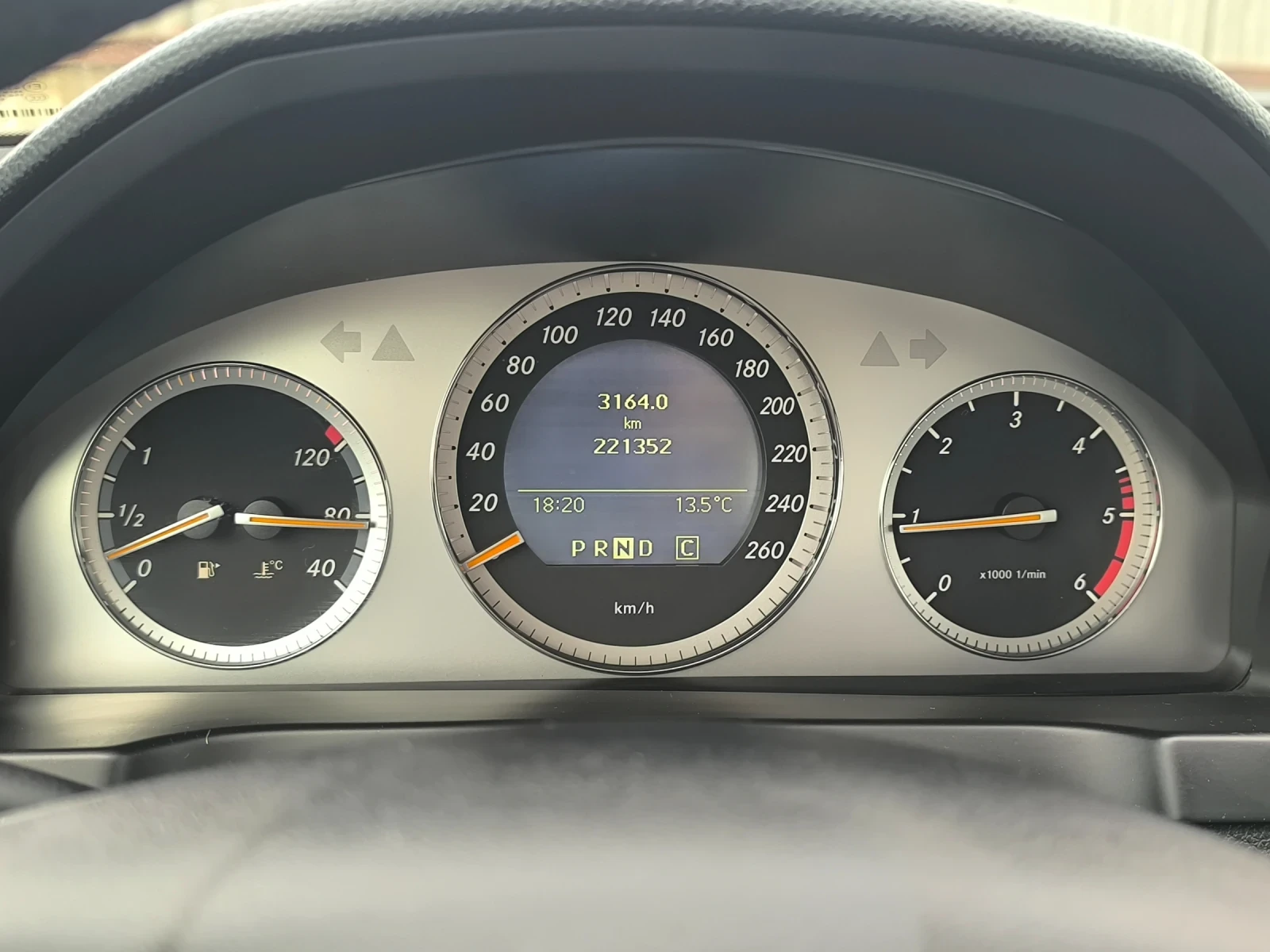 Mercedes-Benz C 220, снимка 12 - Автомобили и джипове - 53952233
