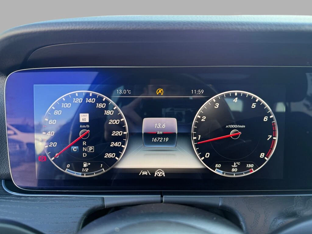 Mercedes-Benz E 350 Black Leather Interior, снимка 10 - Автомобили и джипове - 53998132