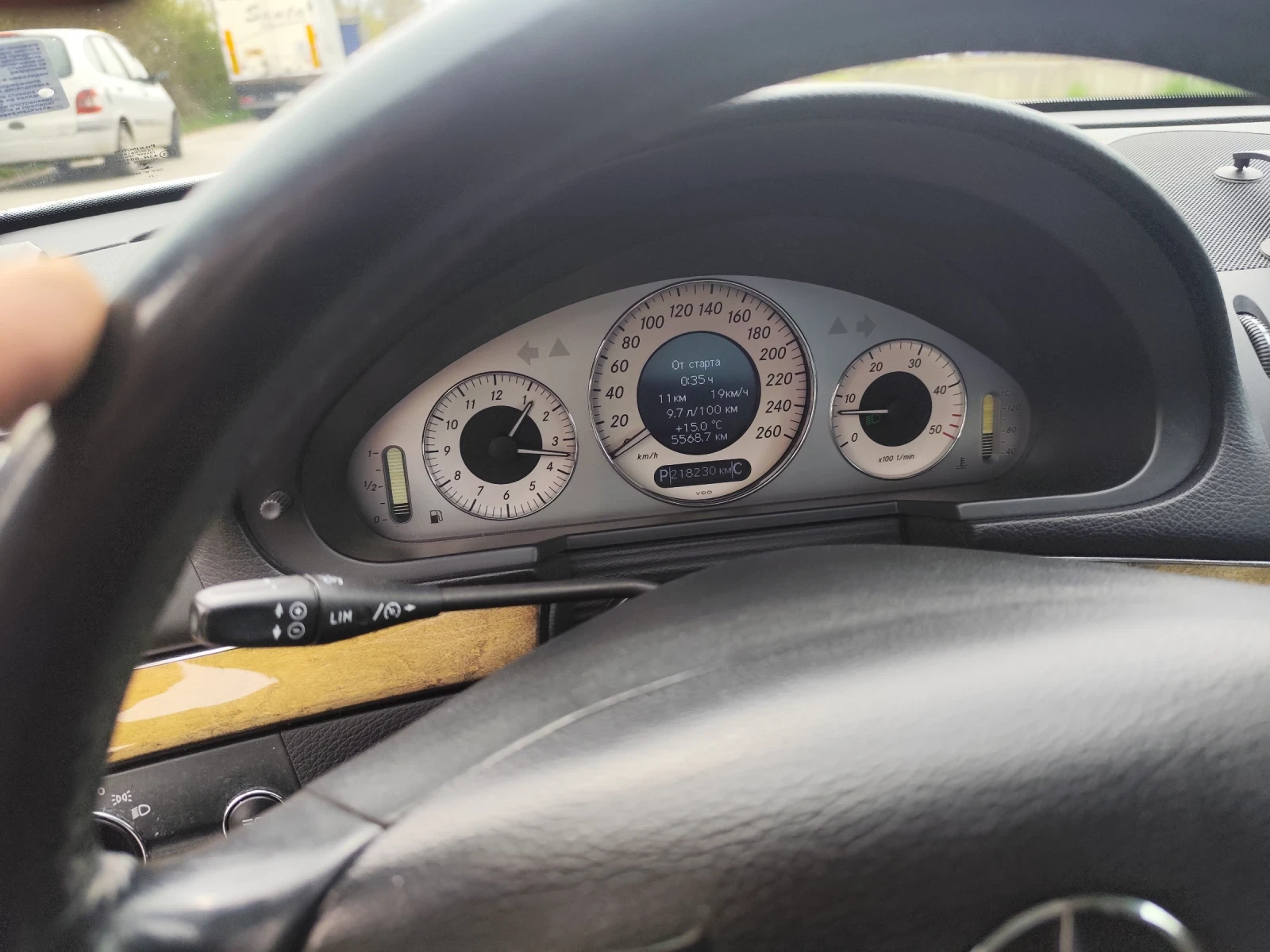 Mercedes-Benz E 280, снимка 7 - Автомобили и джипове - 54311418