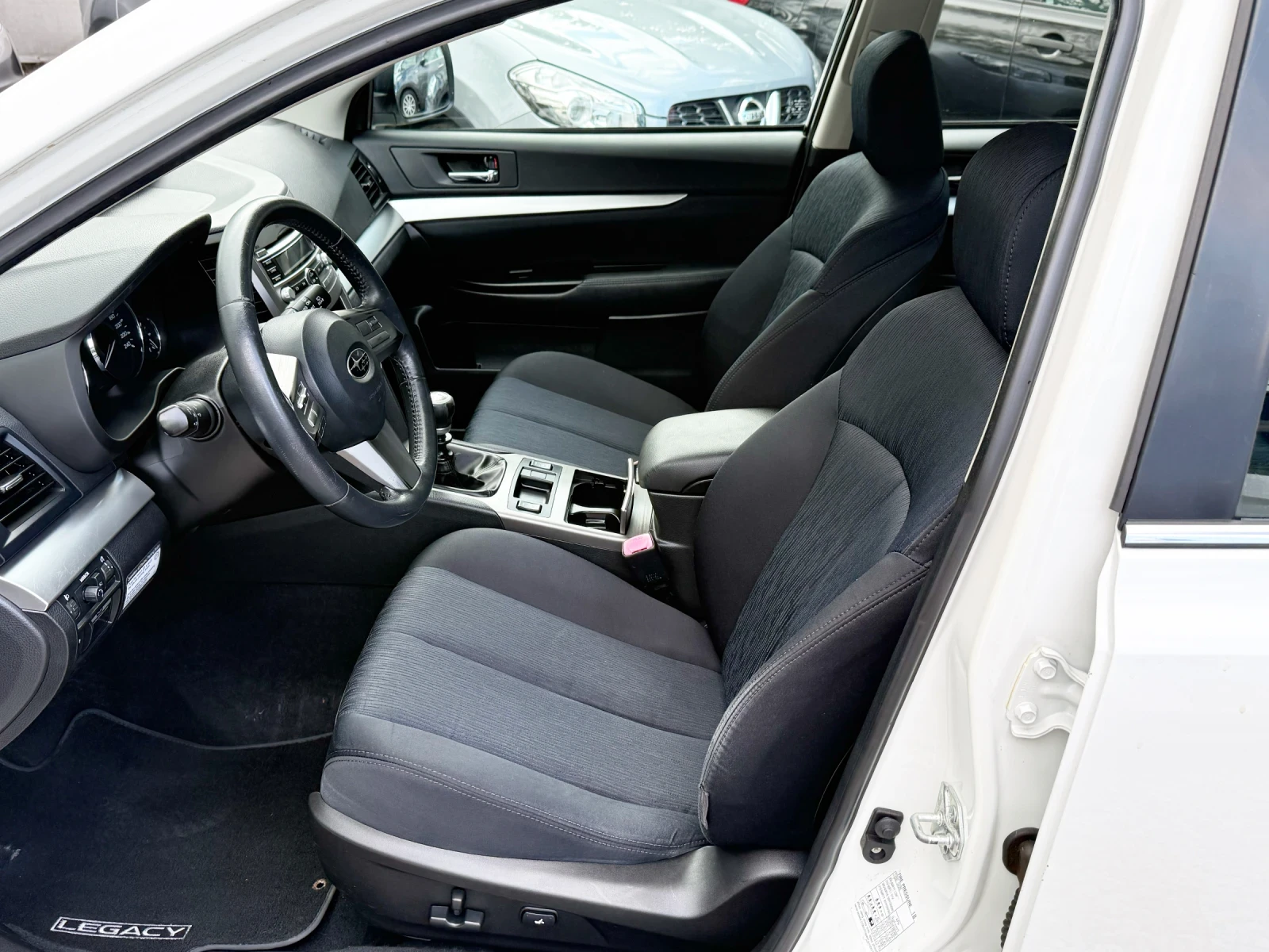 Subaru Legacy 2, 0i Swiss  Special 4X4 EURO5b ТОП!, снимка 8 - Автомобили и джипове - 54407313