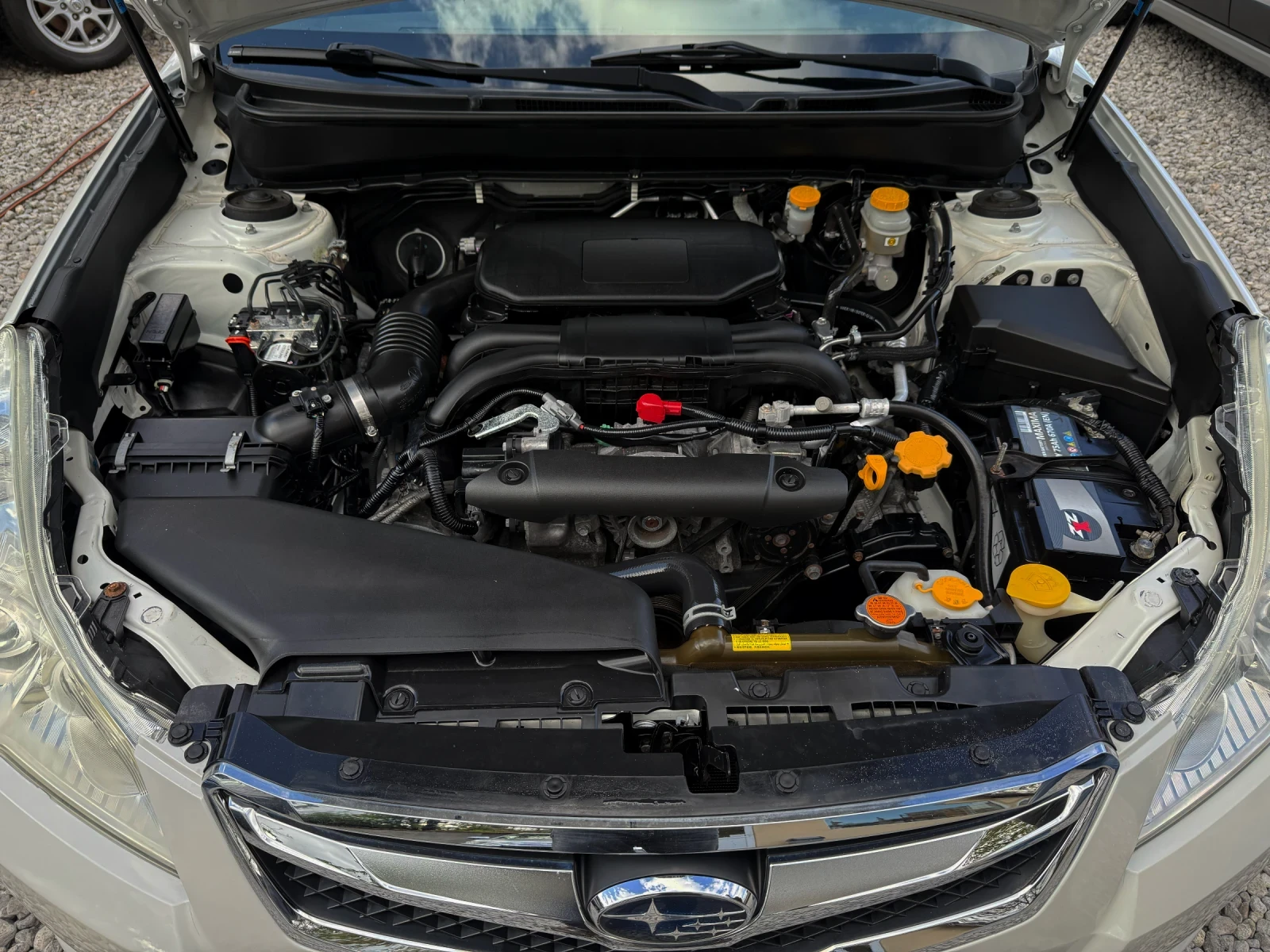 Subaru Legacy 2, 0i Swiss  Special 4X4 EURO5b ТОП!, снимка 15 - Автомобили и джипове - 54407313