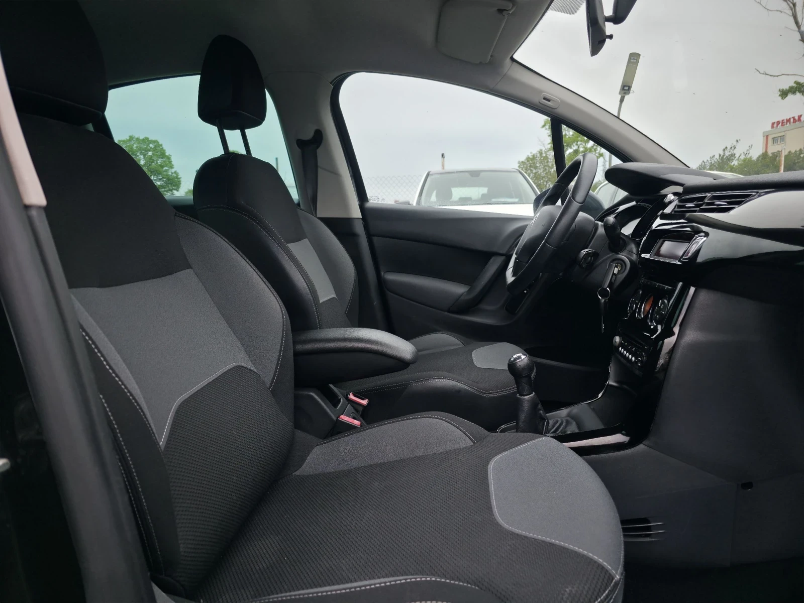 Citroen C3 1.6 hdi, снимка 13 - Автомобили и джипове - 54478240