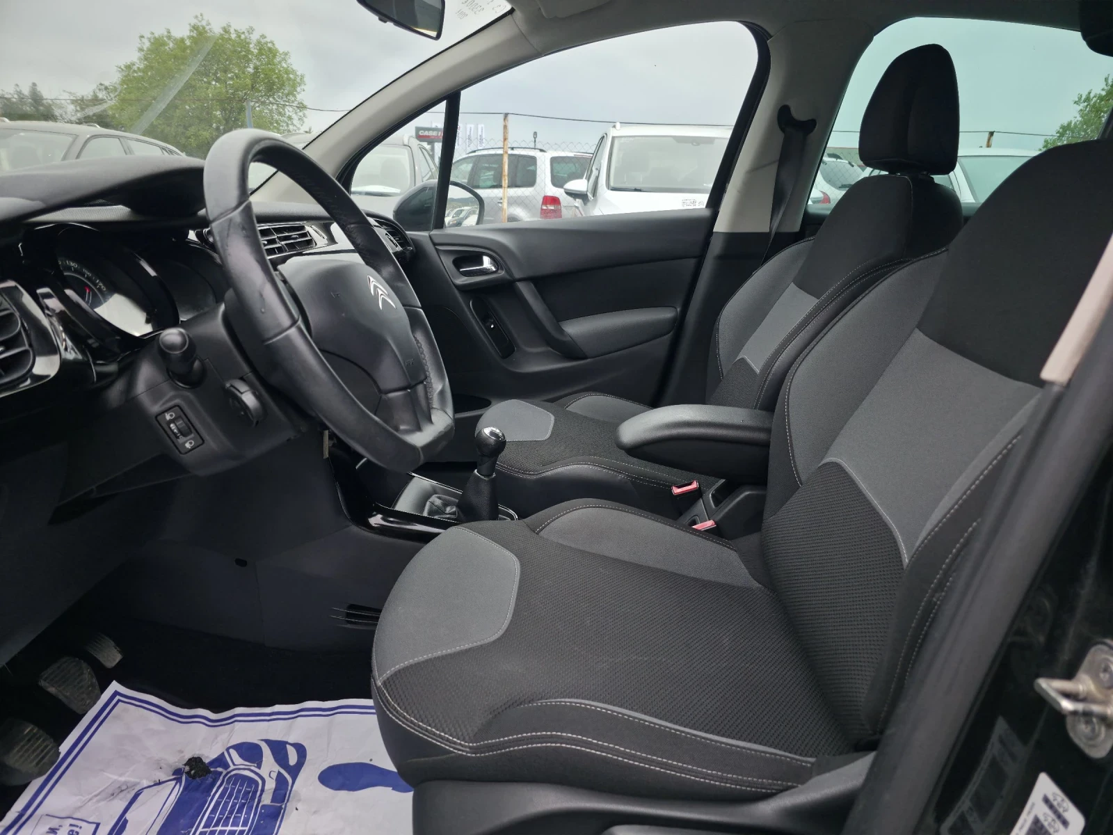 Citroen C3 1.6 hdi, снимка 9 - Автомобили и джипове - 54478240