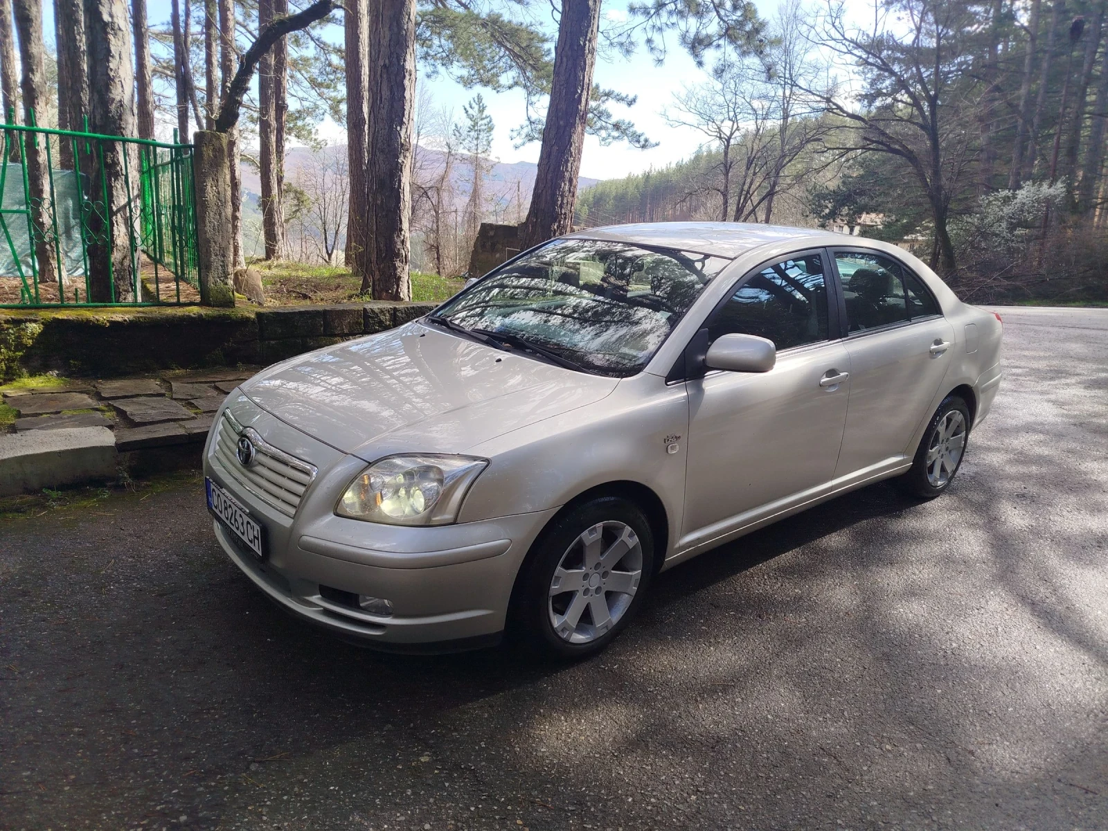 Toyota Avensis 2.0D4D  ТОП, снимка 10 - Автомобили и джипове - 54772680