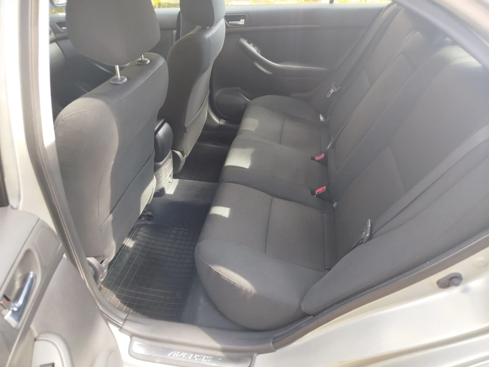 Toyota Avensis 2.0D4D  ТОП, снимка 6 - Автомобили и джипове - 54772680