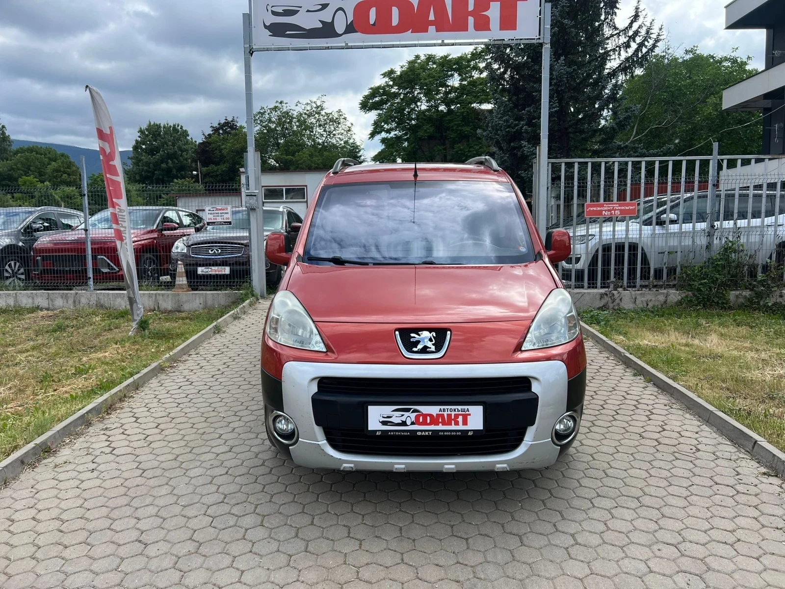 Peugeot Partner TEPPE/1.6HDi, снимка 2 - Автомобили и джипове - 54890288