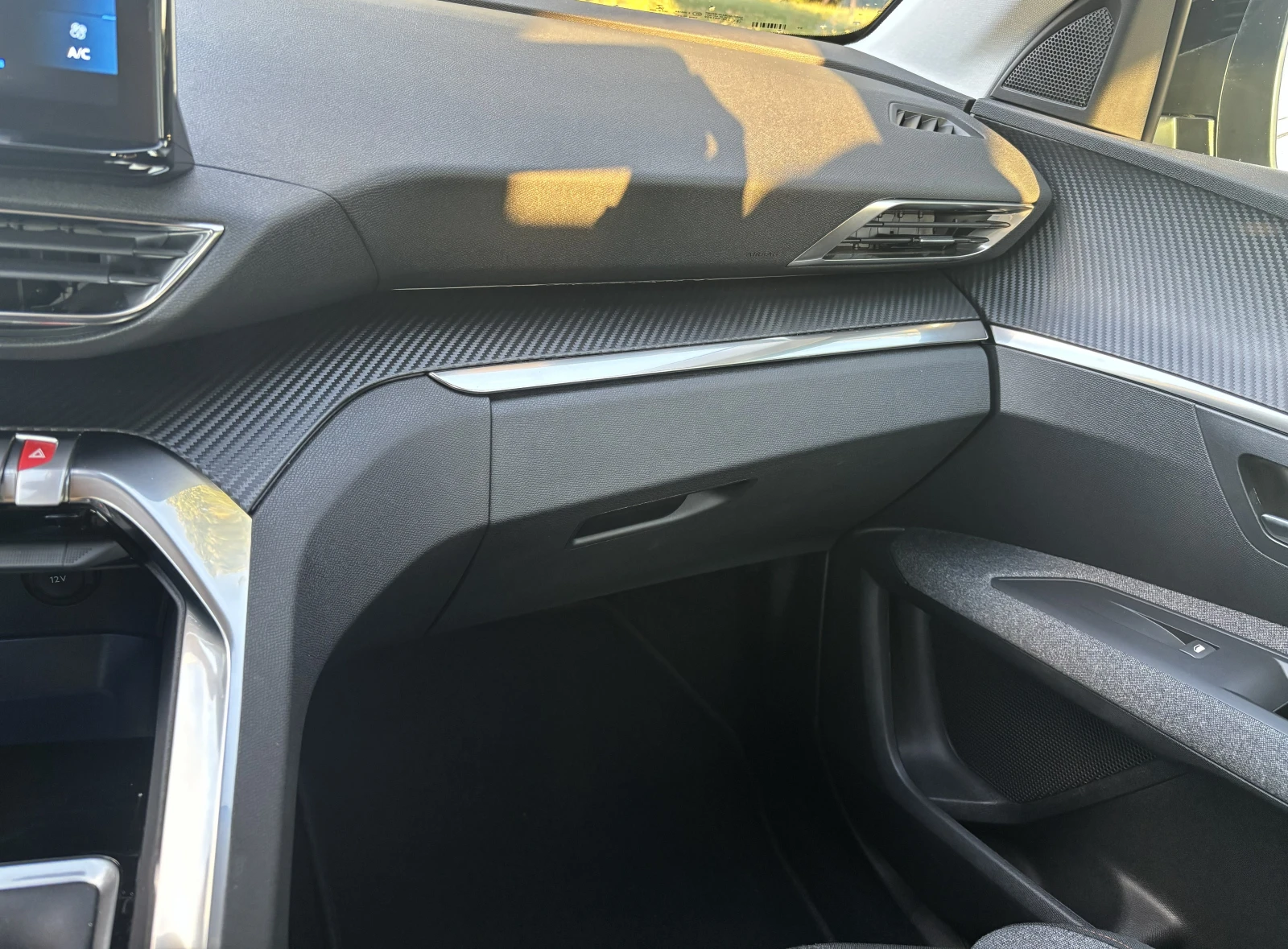 Peugeot 3008, снимка 15 - Автомобили и джипове - 55287192