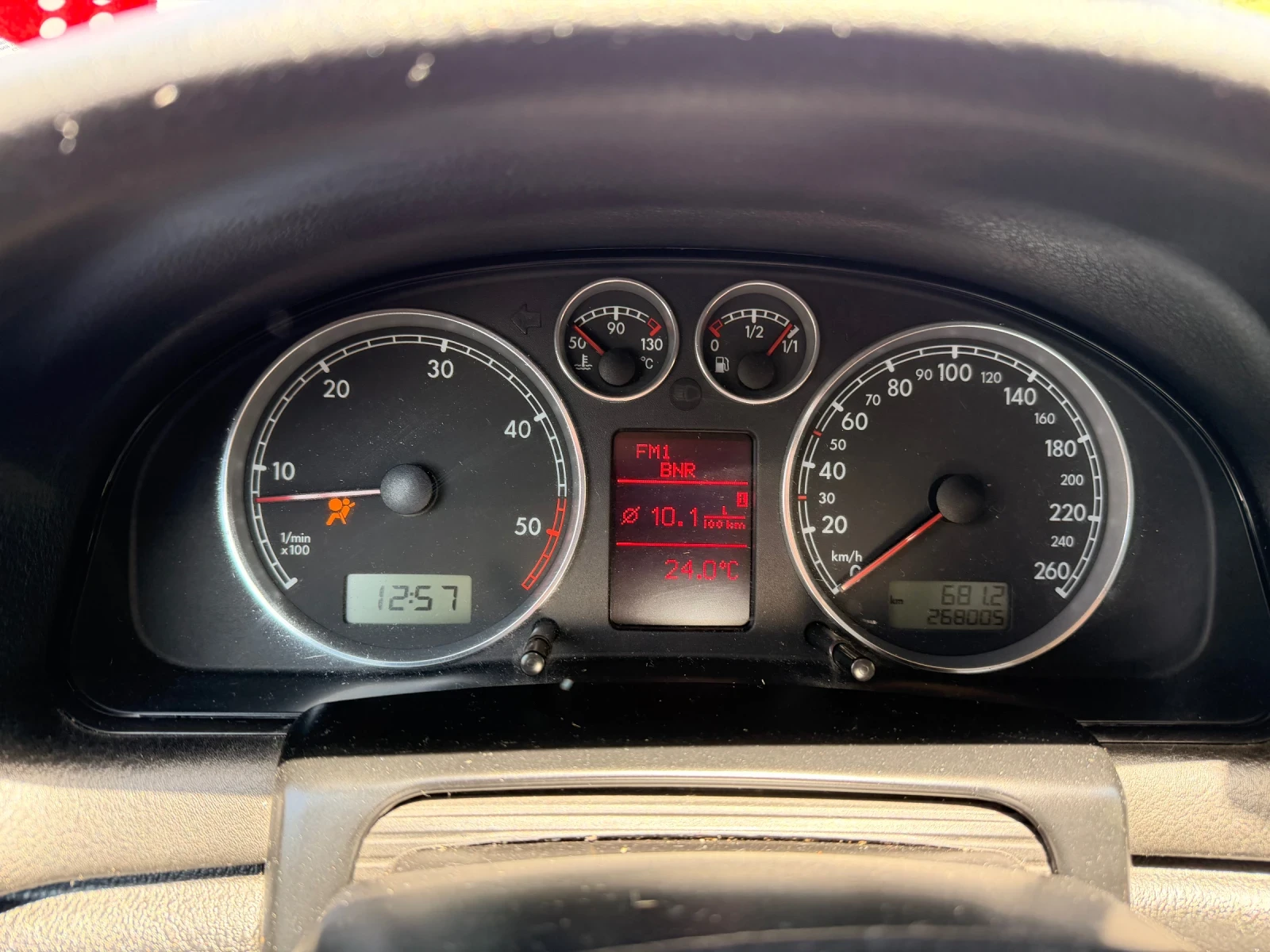 VW Passat, снимка 8 - Автомобили и джипове - 55385552