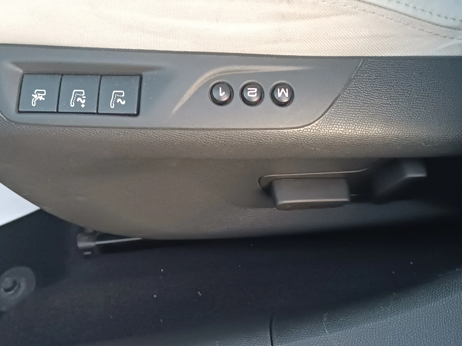Peugeot 308 FULL, Automatic, Allure, УНИКАТ, ЛИЗИНГ , снимка 13 - Автомобили и джипове - 55383459