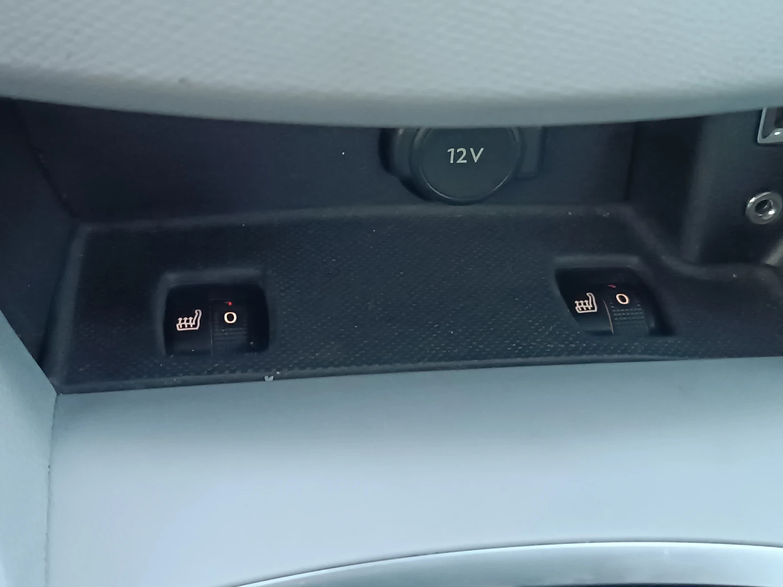 Peugeot 308 FULL, Automatic, Allure, УНИКАТ, ЛИЗИНГ , снимка 12 - Автомобили и джипове - 55383459
