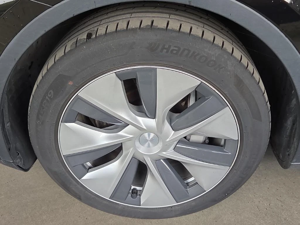Tesla Model Y LFP, снимка 15 - Автомобили и джипове - 56228962