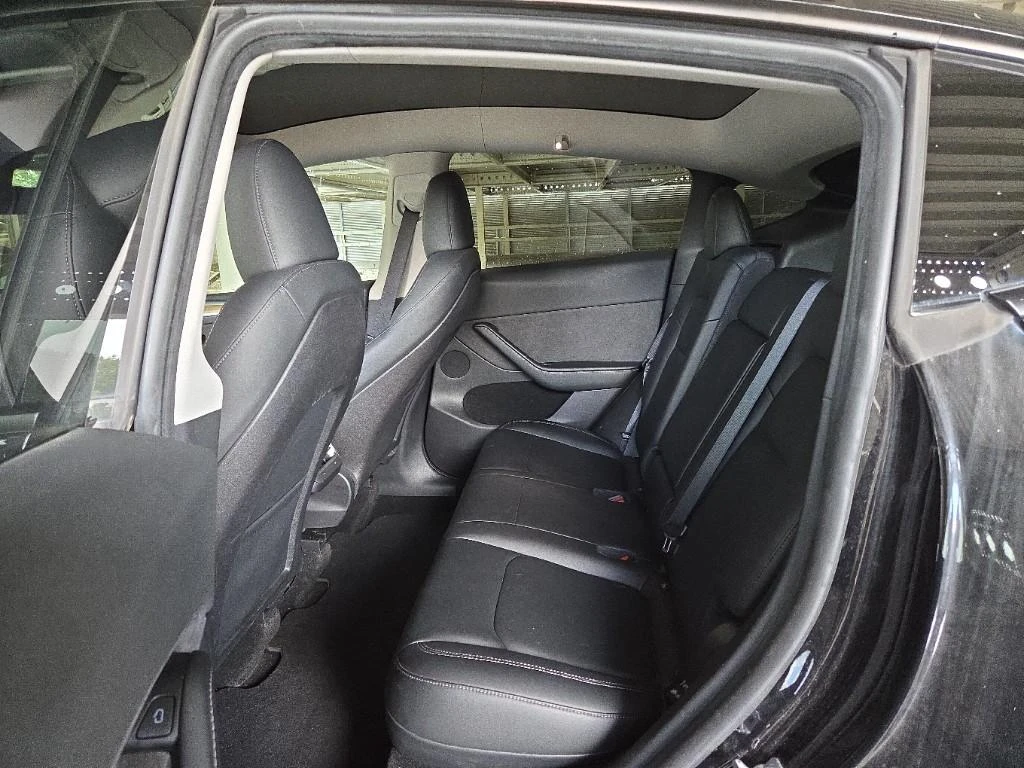 Tesla Model Y LFP, снимка 8 - Автомобили и джипове - 56228962