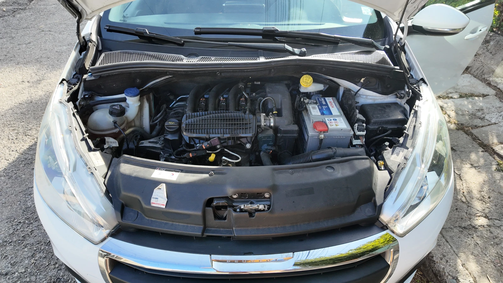 Peugeot 208 Peugeot 208 1.2 VTi 12V PureTech 82 | Mobile.bg � ����������� 13