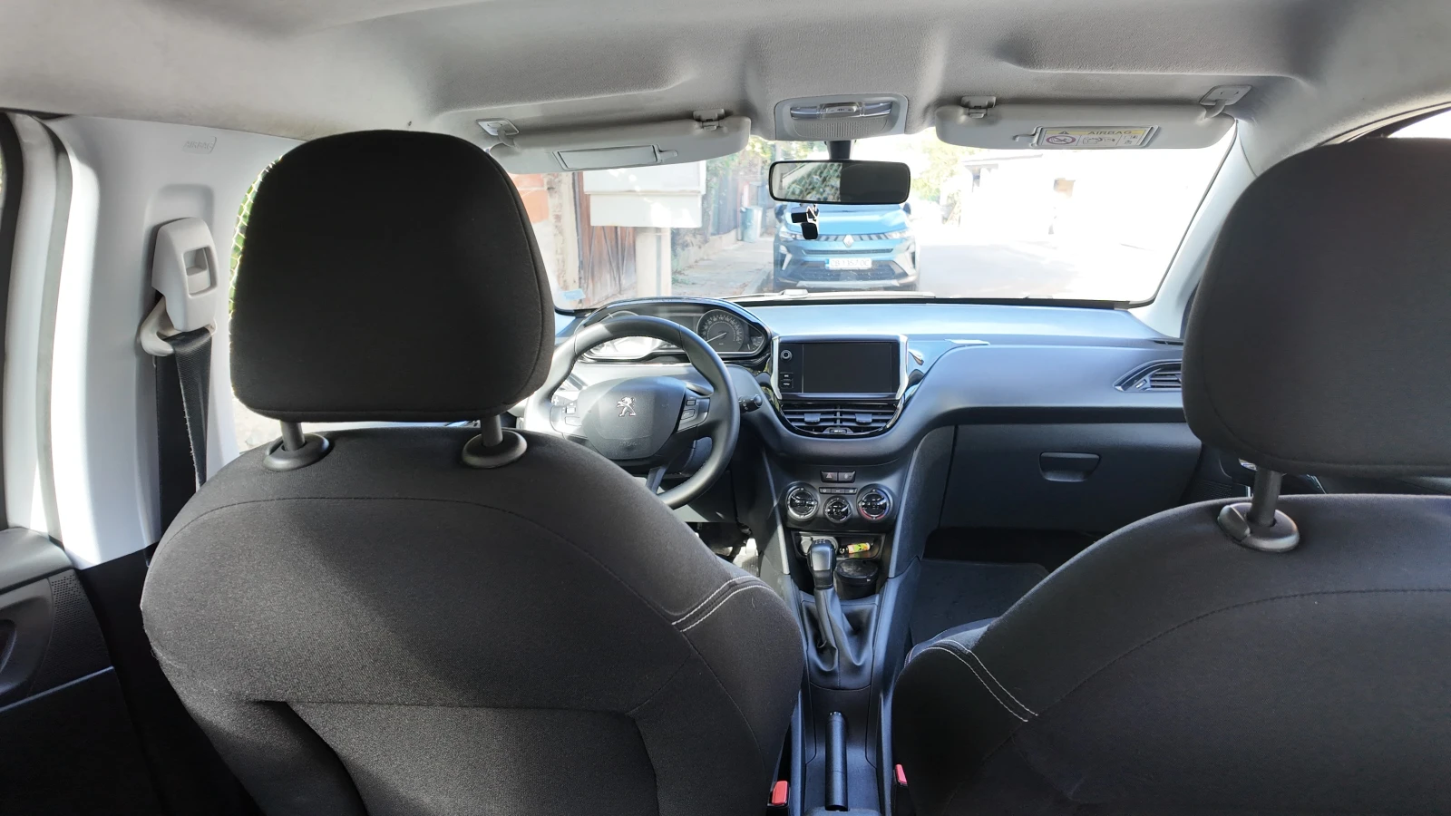 Peugeot 208 Peugeot 208 1.2 VTi 12V PureTech 82 | Mobile.bg � ����������� 7