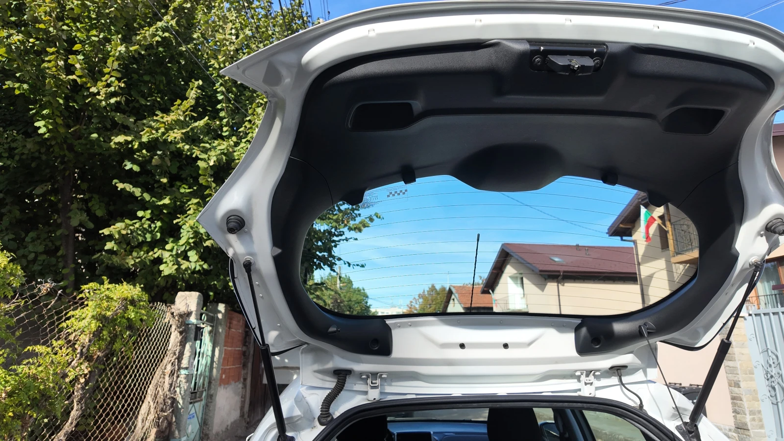 Peugeot 208 Peugeot 208 1.2 VTi 12V PureTech 82 | Mobile.bg � ����������� 8