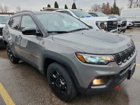 Jeep Compass TRAILHAWK* * CARFAX * * АВТО КРЕДИТ * * , снимка 2