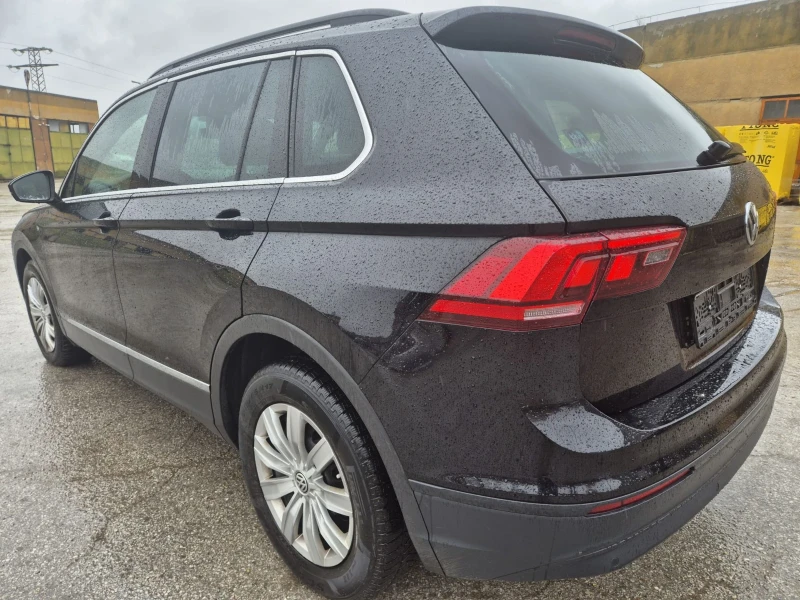 VW Tiguan 2.0 tdi, снимка 5 - Автомобили и джипове - 47973175