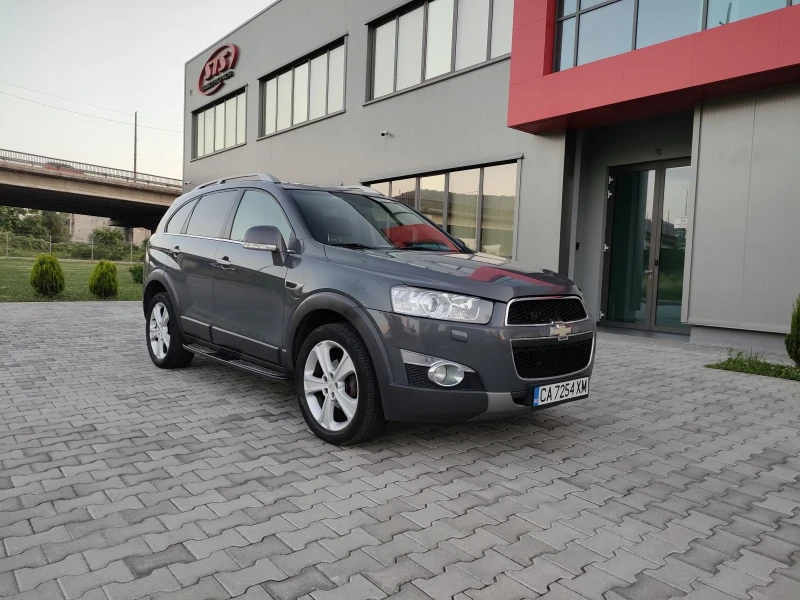Chevrolet Captiva 2.2 CRDI, снимка 8 - Автомобили и джипове - 52425165