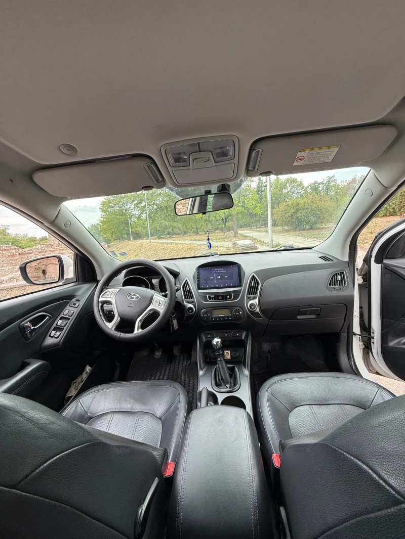 Hyundai IX35 1.7, снимка 8 - Автомобили и джипове - 52348409