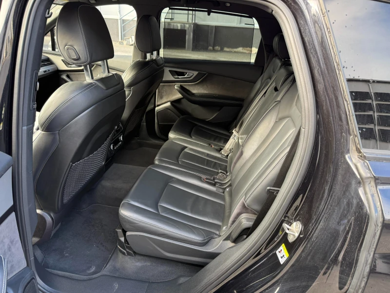 Audi Q7 AUDI Q7/DISTRONIC/Bang&Olufsen/KEYLESS GO/HEAD UP, снимка 10 - Автомобили и джипове - 52559681