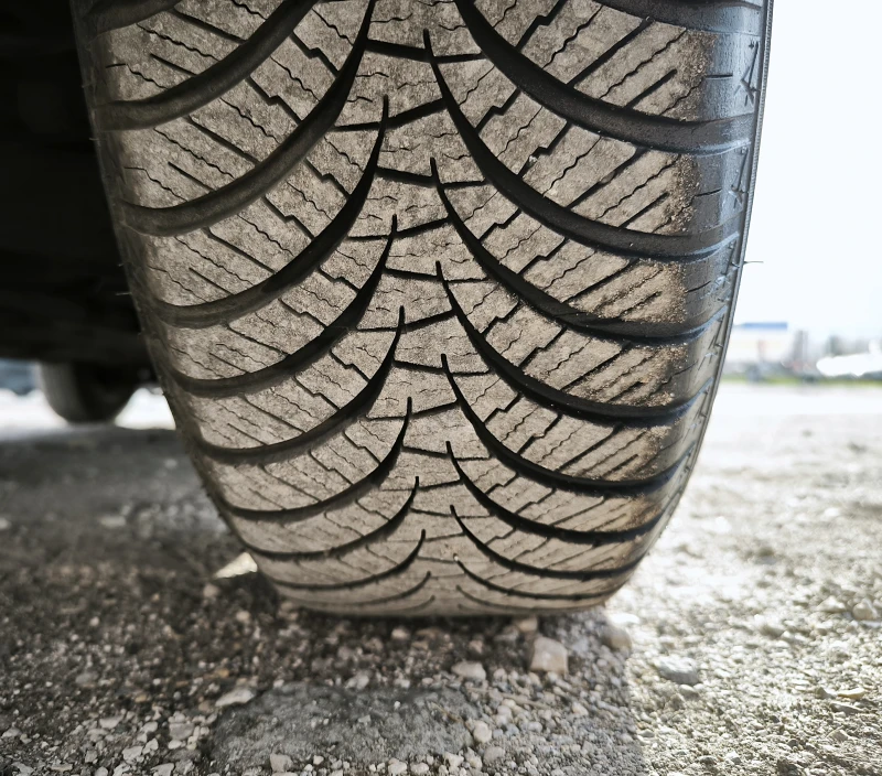 Hyundai IX35 2.0crdi 4x4 EURO5, снимка 17 - Автомобили и джипове - 52682305