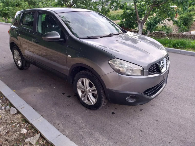 Nissan Qashqai, снимка 2 - Автомобили и джипове - 52898583