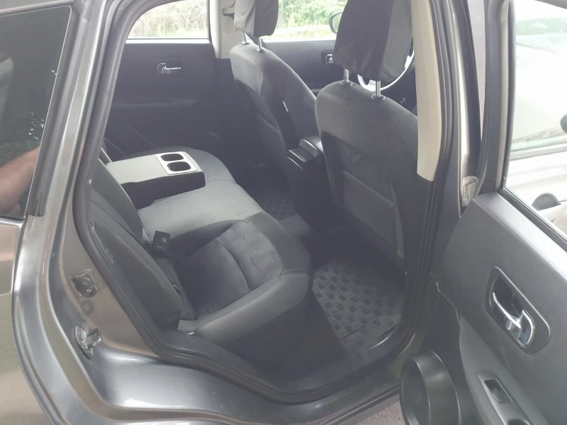 Nissan Qashqai, снимка 11 - Автомобили и джипове - 52898583