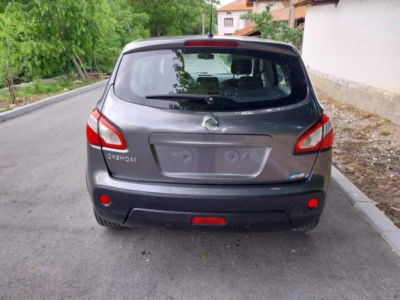 Nissan Qashqai, снимка 12 - Автомобили и джипове - 52898583