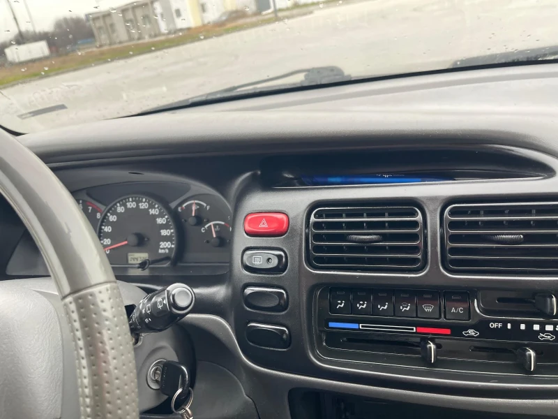 Suzuki Grand vitara, снимка 17 - Автомобили и джипове - 53053849