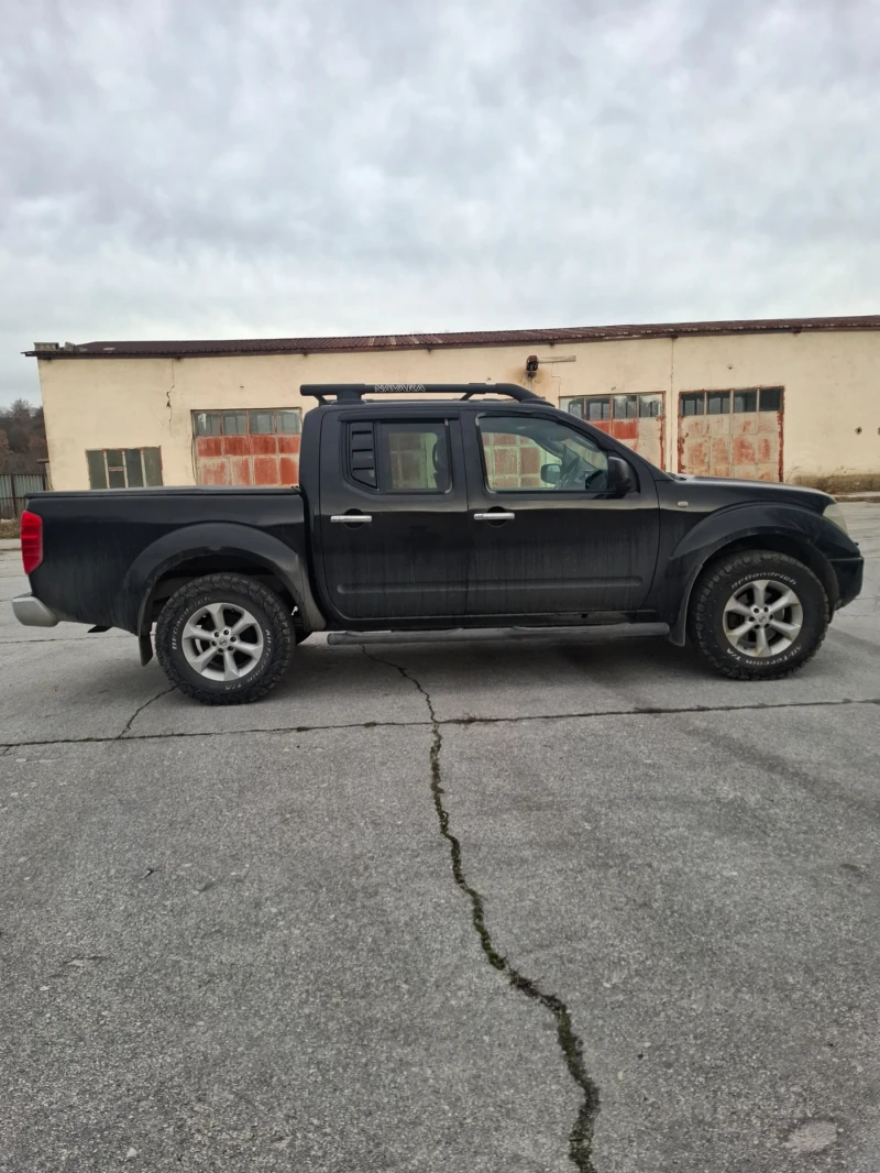 Nissan Navara 2.5 dCI Aventura , снимка 6 - Автомобили и джипове - 53490441