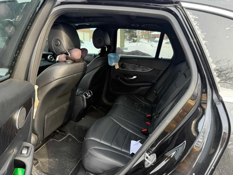 Mercedes-Benz GLC 300 * AWD (4MATIC) * CARFAX * БЕЗ ПЪРВОНАЧАЛНА ВНОСКА, снимка 11 - Автомобили и джипове - 53251743