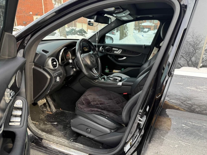 Mercedes-Benz GLC 300 * AWD (4MATIC) * CARFAX * БЕЗ ПЪРВОНАЧАЛНА ВНОСКА, снимка 5 - Автомобили и джипове - 53251743