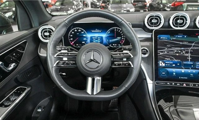 Mercedes-Benz GLC 300 e/ AMG/ 4-MATIC/ 360 CAMERA/, снимка 7 - Автомобили и джипове - 47593188