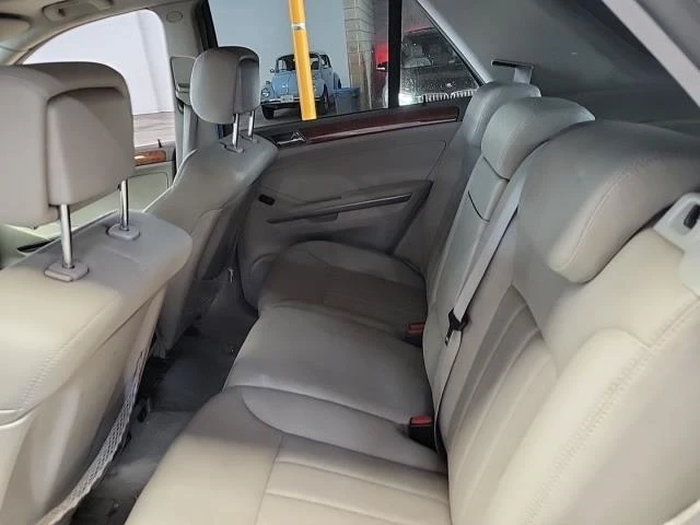 Mercedes-Benz ML 350, снимка 8 - Автомобили и джипове - 48725198