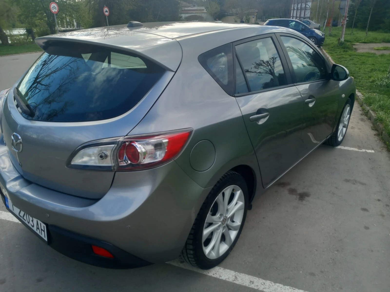 Mazda 3 Автоматик* 2.0i* Facelift * Нов внос* Регистрирана - изображение 2