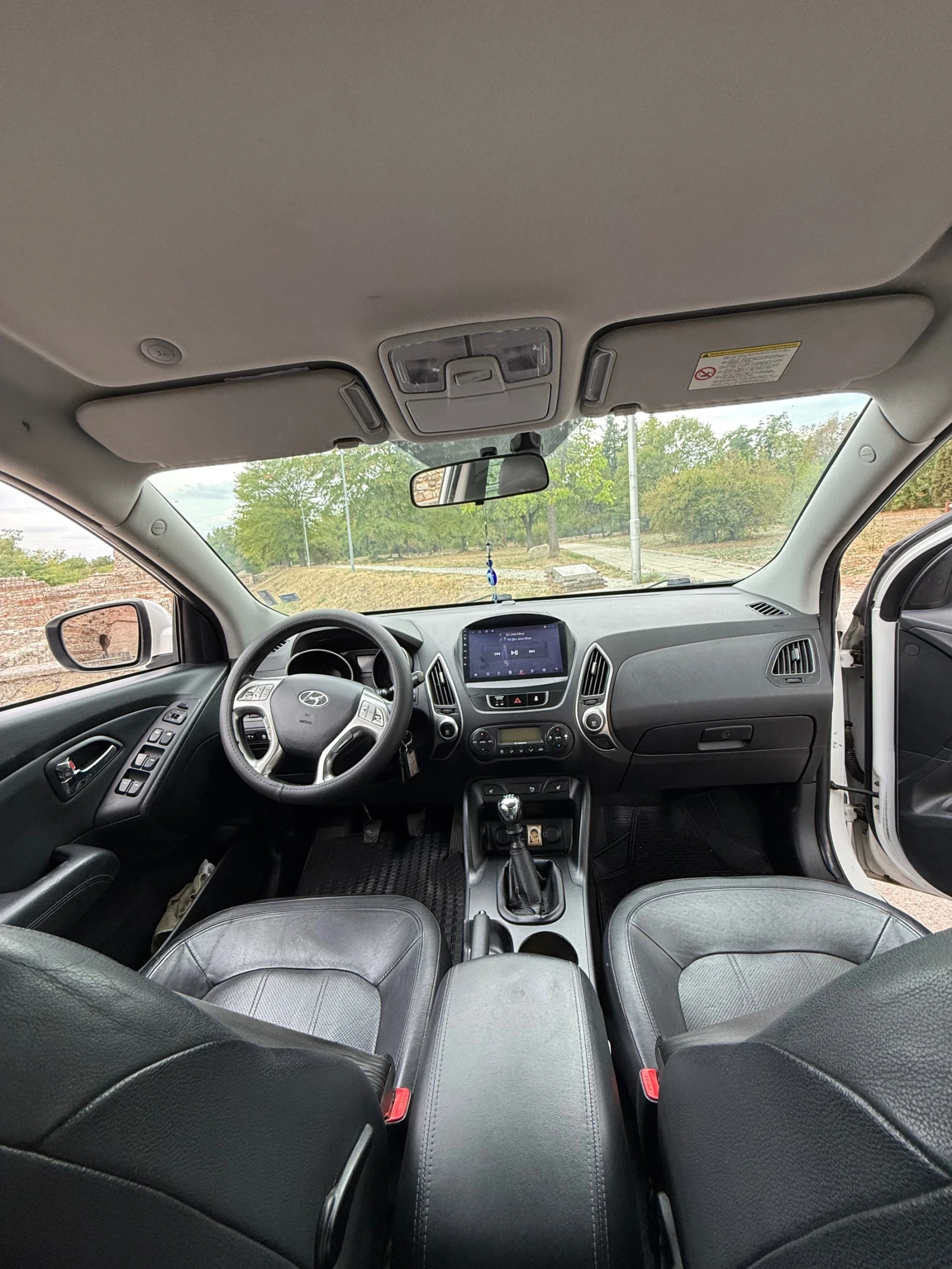 Hyundai IX35 1.7 - изображение 8