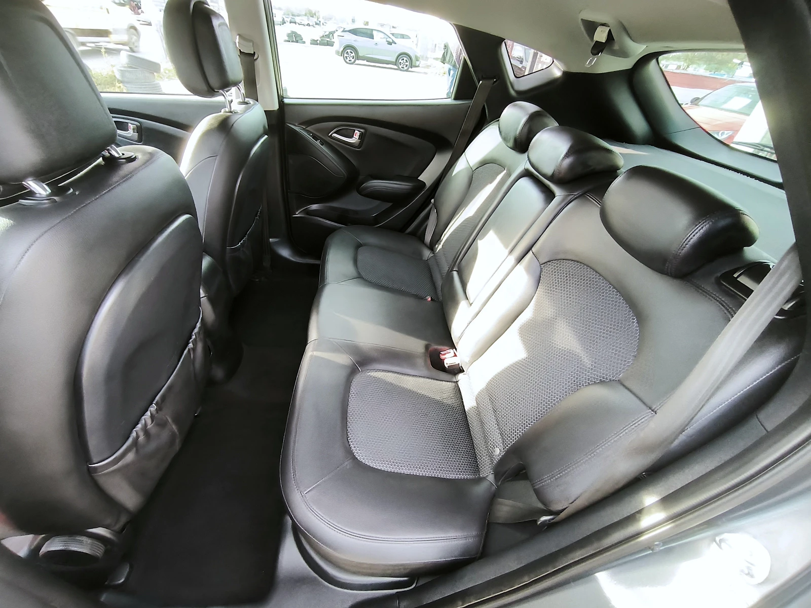 Hyundai IX35 2.0crdi 4x4 EURO5 | Mobile.bg � ����������� 12