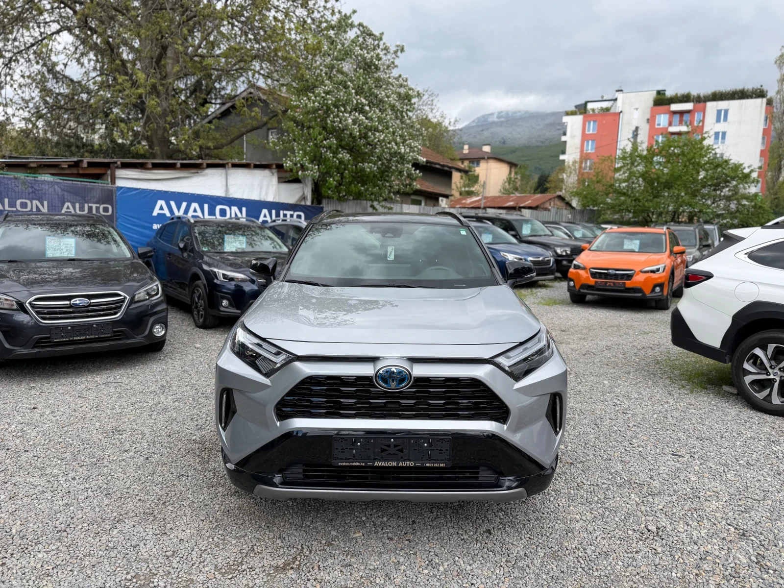 Toyota Rav4 2.5* LUXURY* 4X4* CAM* KEYLESS* DISTR* , снимка 2 - Автомобили и джипове - 54387235