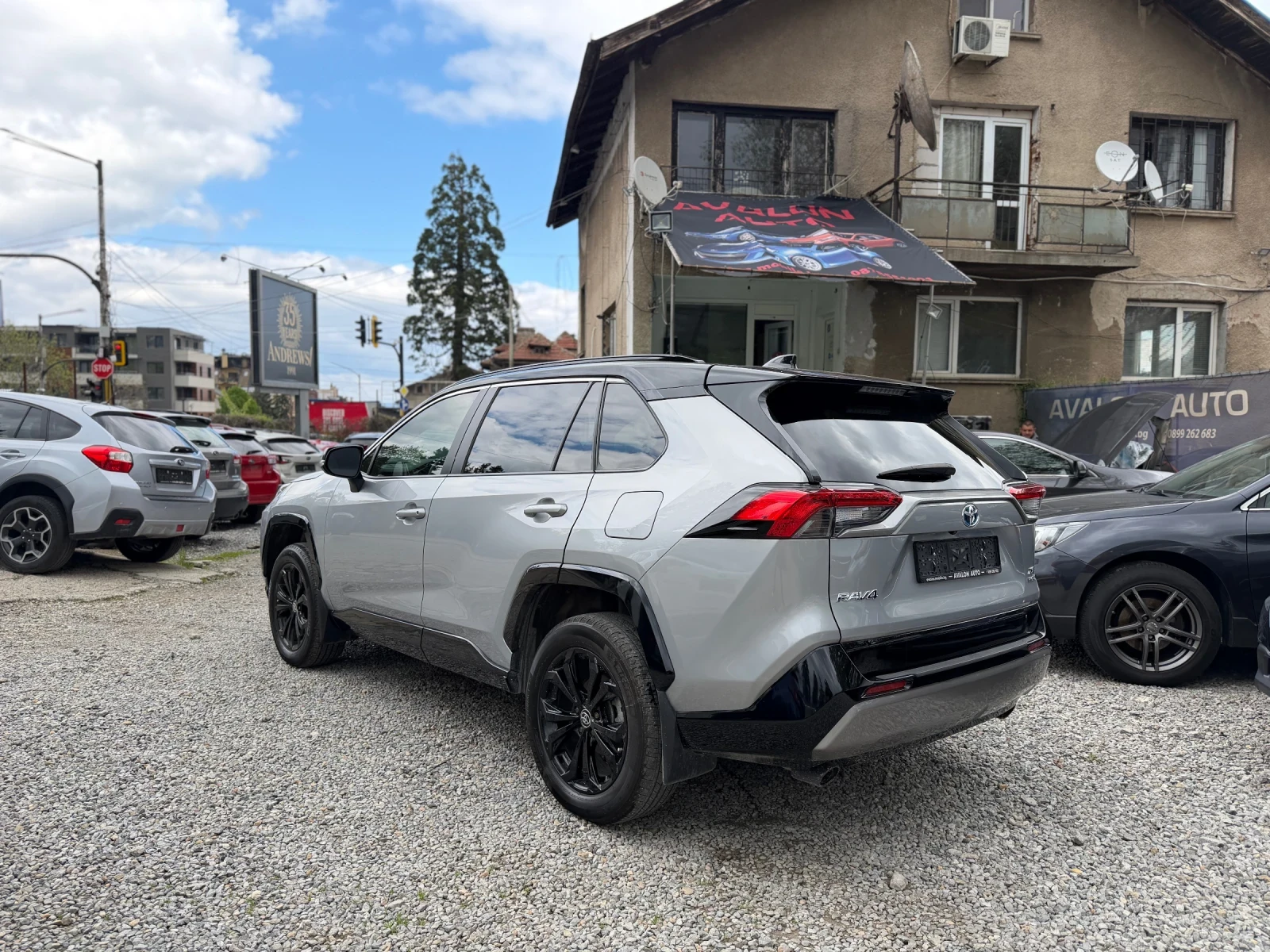 Toyota Rav4 2.5* LUXURY* 4X4* CAM* KEYLESS* DISTR* , снимка 4 - Автомобили и джипове - 54387235