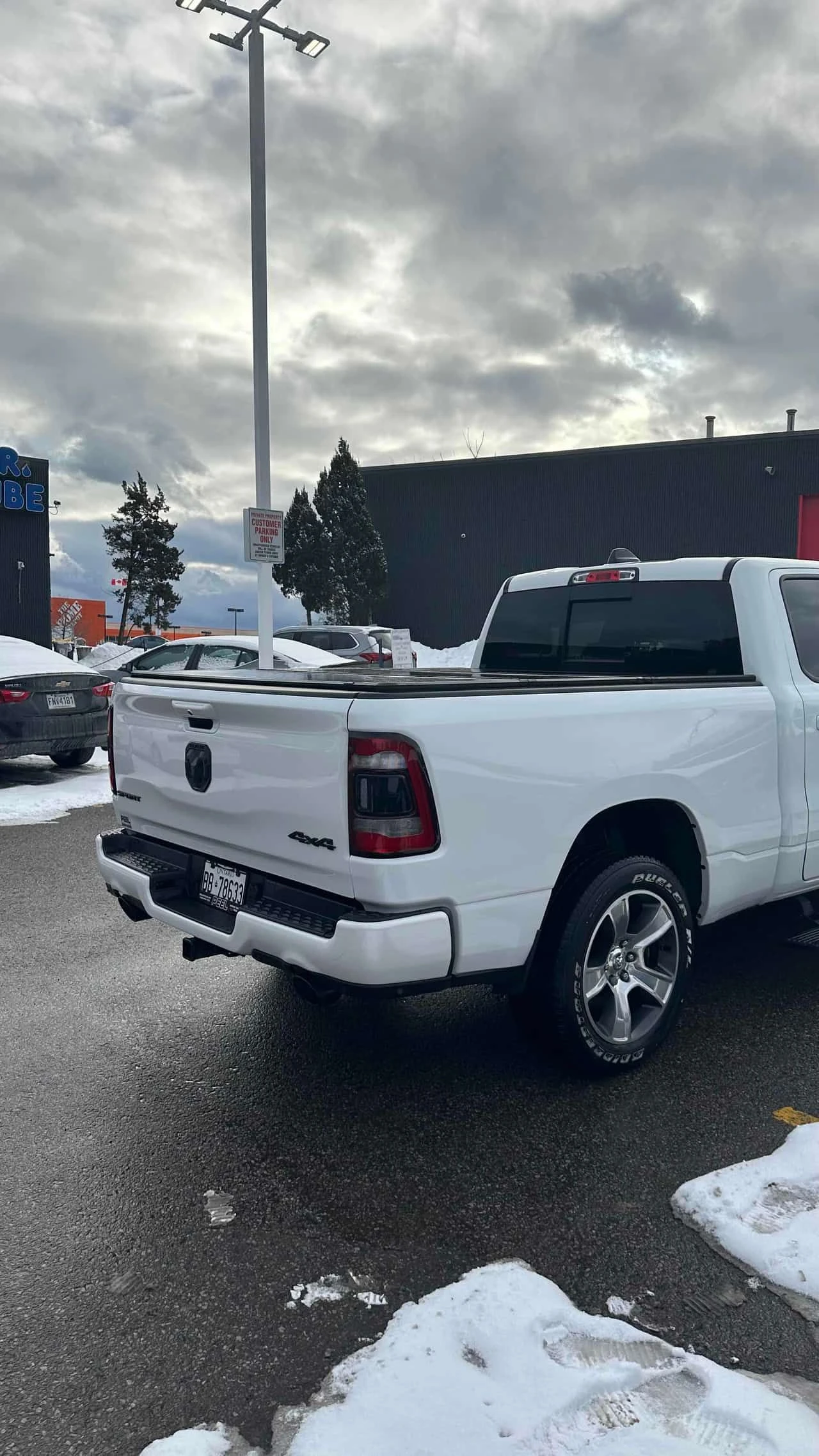 Dodge RAM 1500  | Sport 5.7L | 360 | CARFAX  | Mobile.bg � ����������� 4