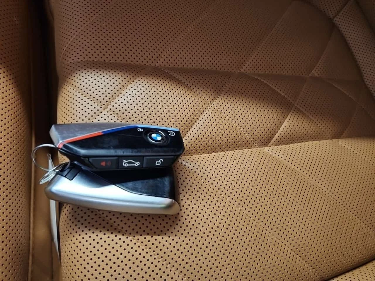 BMW X5 XDRIVE50E  CARFAX, снимка 8 - Автомобили и джипове - 54969647
