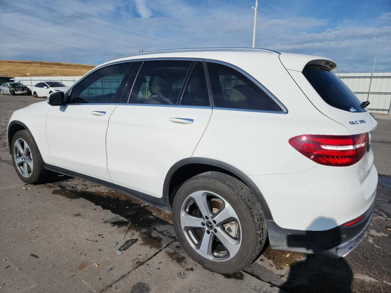Mercedes-Benz GLC 300 4MATIC, снимка 2 - Автомобили и джипове - 55001562